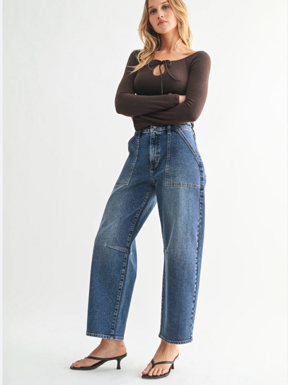 Just Black Denim Barrel Jeans in Medium Blue Wash